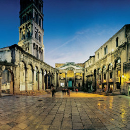 Croatia- split peristil